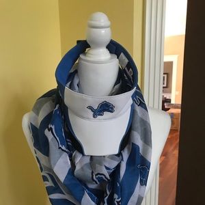 Detroit Lions Scarf and Visor Bundle